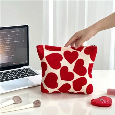 Cute Heart Clutch Cosmetic Bag